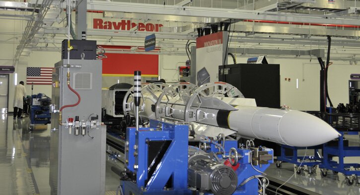 A Standard Missile-6 is loaded into a specialized container at the Raytheon Redstone Missile Integration Facility for delivery to the U.S. Navy. The missile’s final assembly takes place at Raytheon’s state-of-the-art SM-6 and SM-3 all-up-round production facility at Redstone Arsenal in Huntsville, Ala. Photo: Raytheon